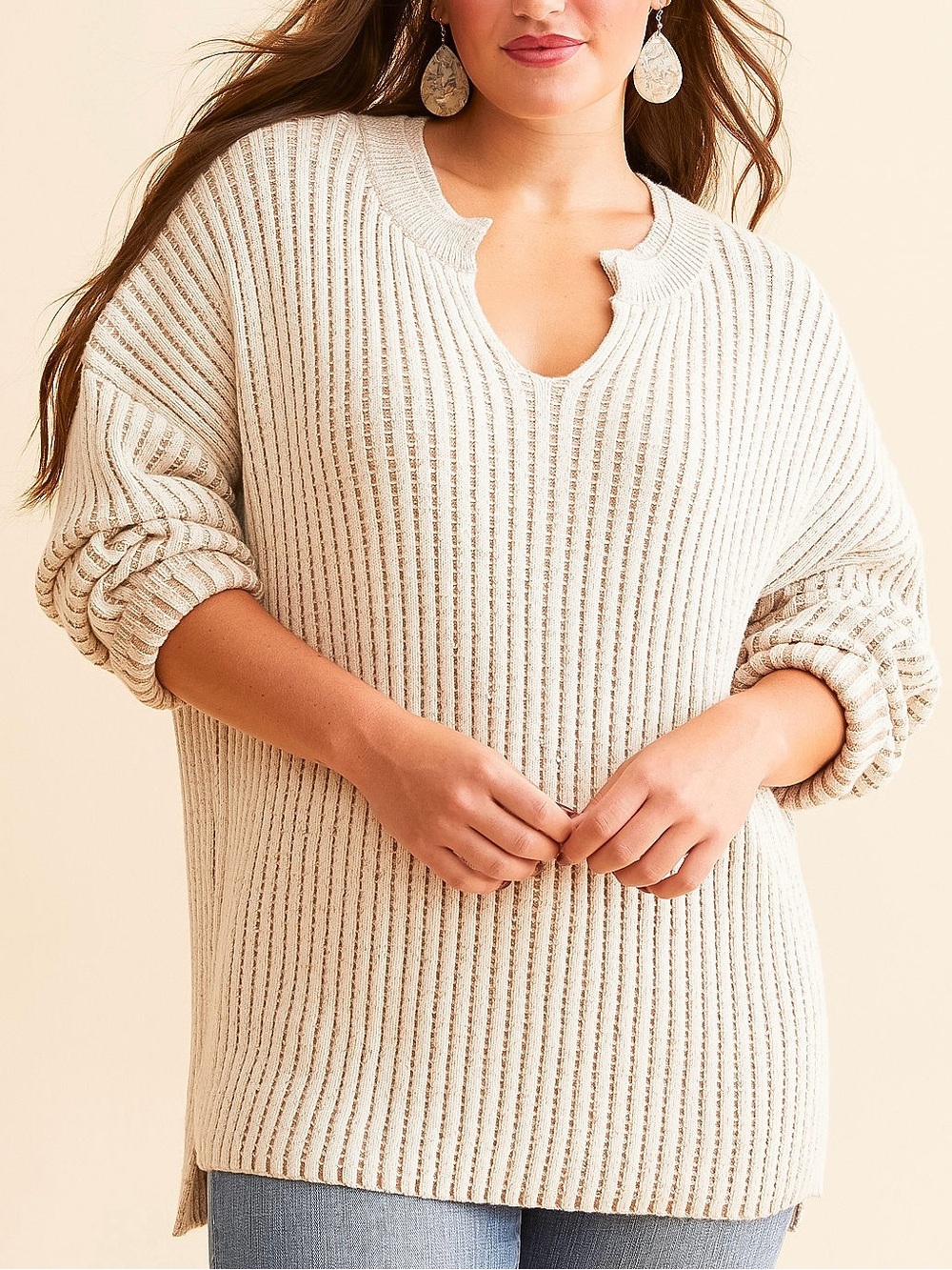 Buckle BKE Notch Neck Oversized Waffle Sweater Cream Tan Ribbed Medium Women’s